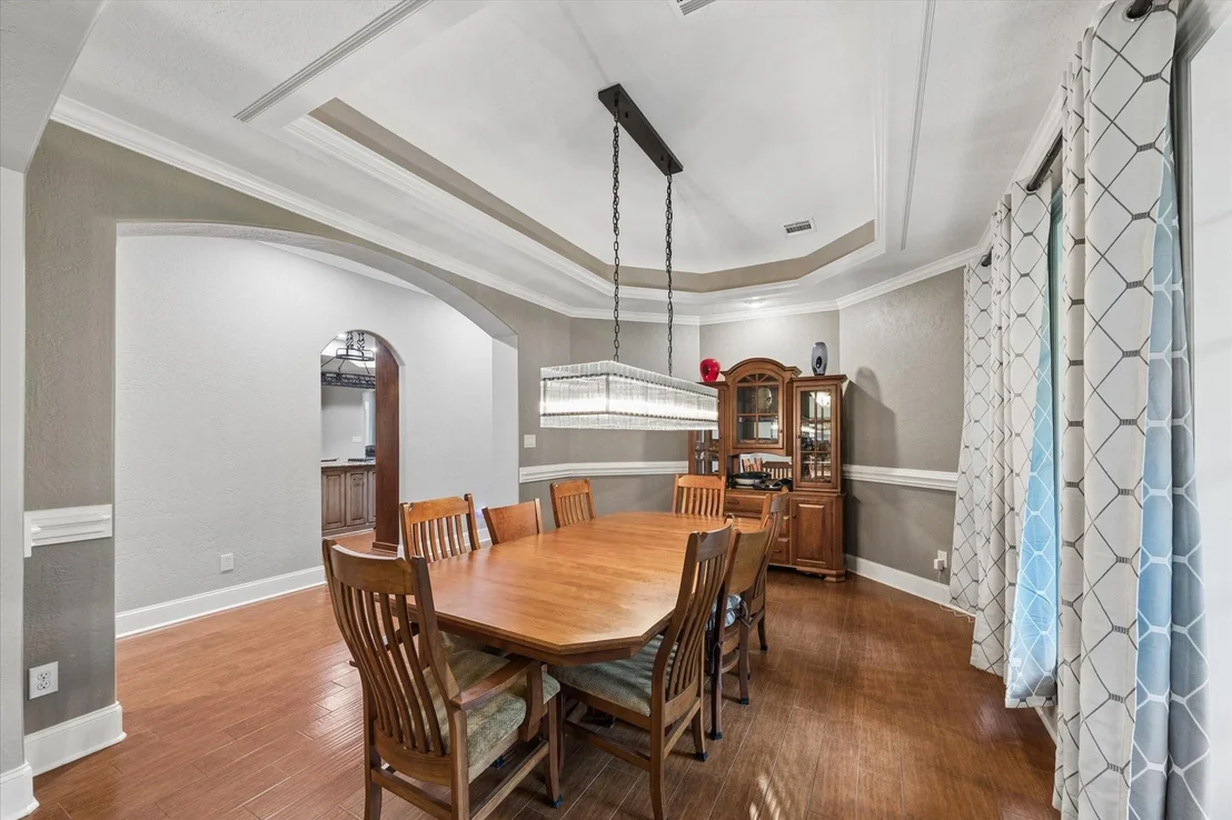 Photo of 10332 Crown Ranch Boulevard