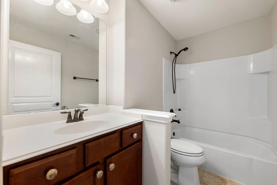 Photo of 1031 Oleander Way