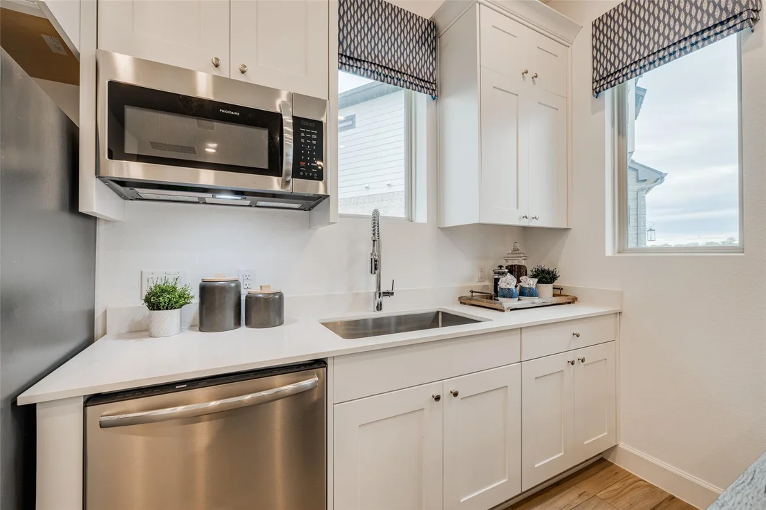 Photo of 31006 Peony Place Drive