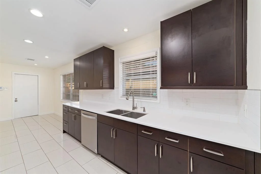 Photo of 6234 Shadow Crest Street