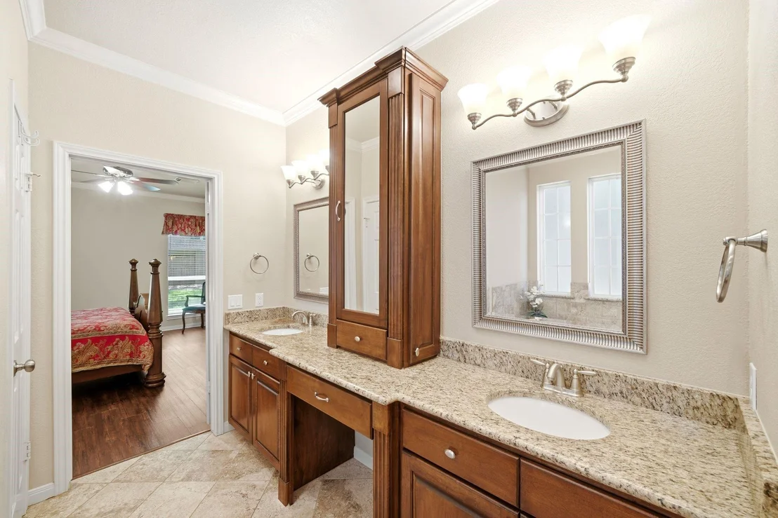 Photo of 1014 Pinewood Lane