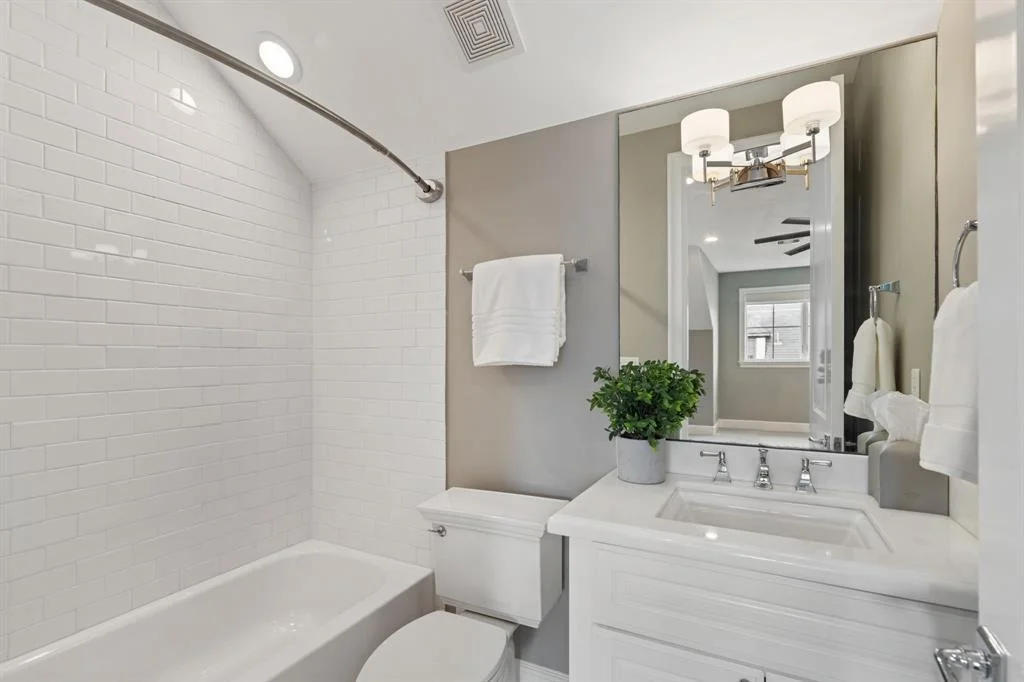 Photo of 2239 Mimosa Drive