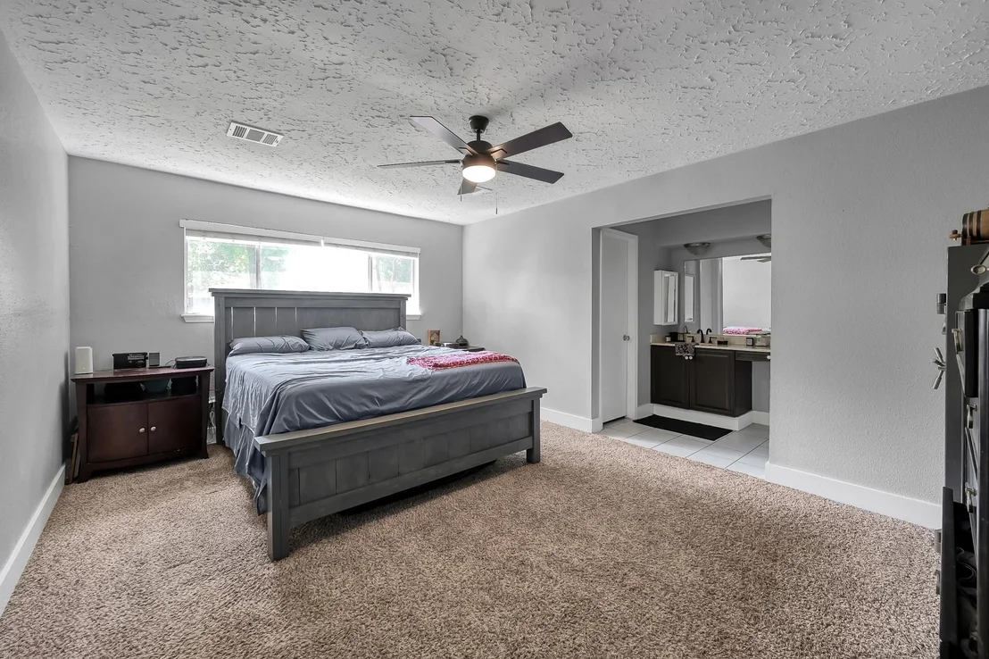 Photo of 22515 Market Square Lane