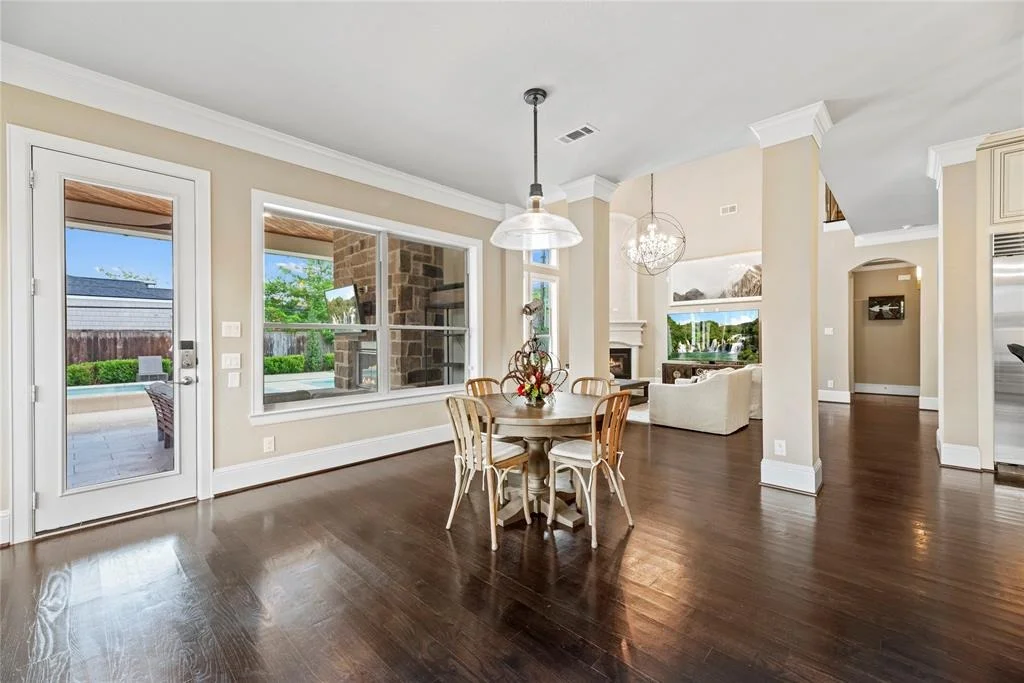 Photo of 1502 Hillendahl Boulevard