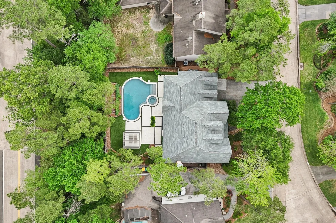 Photo of 18 Woodmere Place