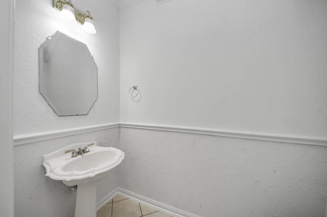 Photo of 20111 Biscayne Hill Court