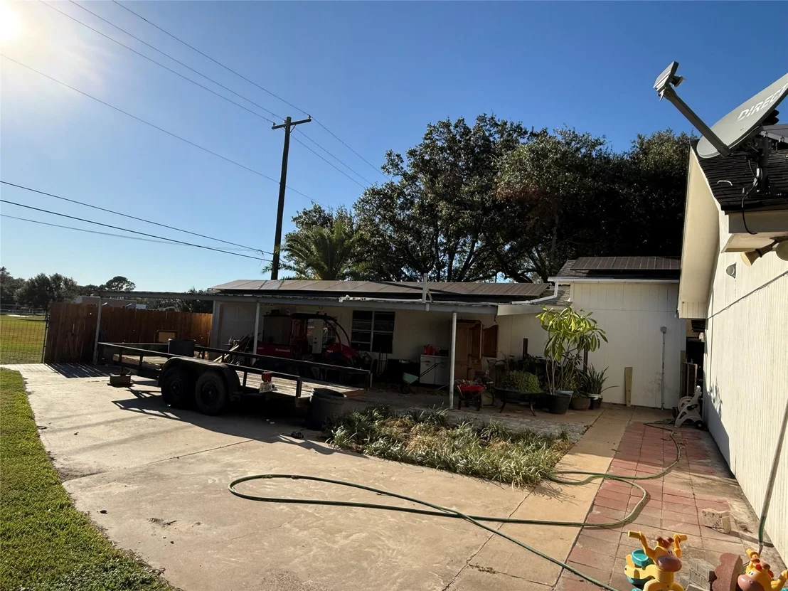 Photo of 601 Willow Lane