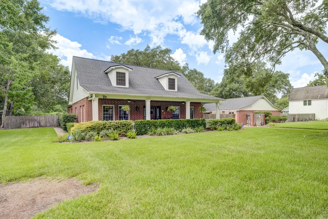 Photo of 2827 Griffin Lane
