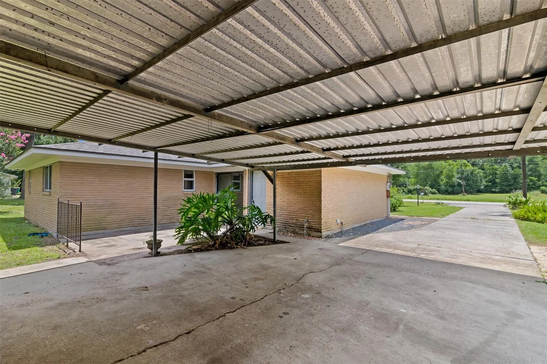 Photo of 18108 Wild Oak Drive