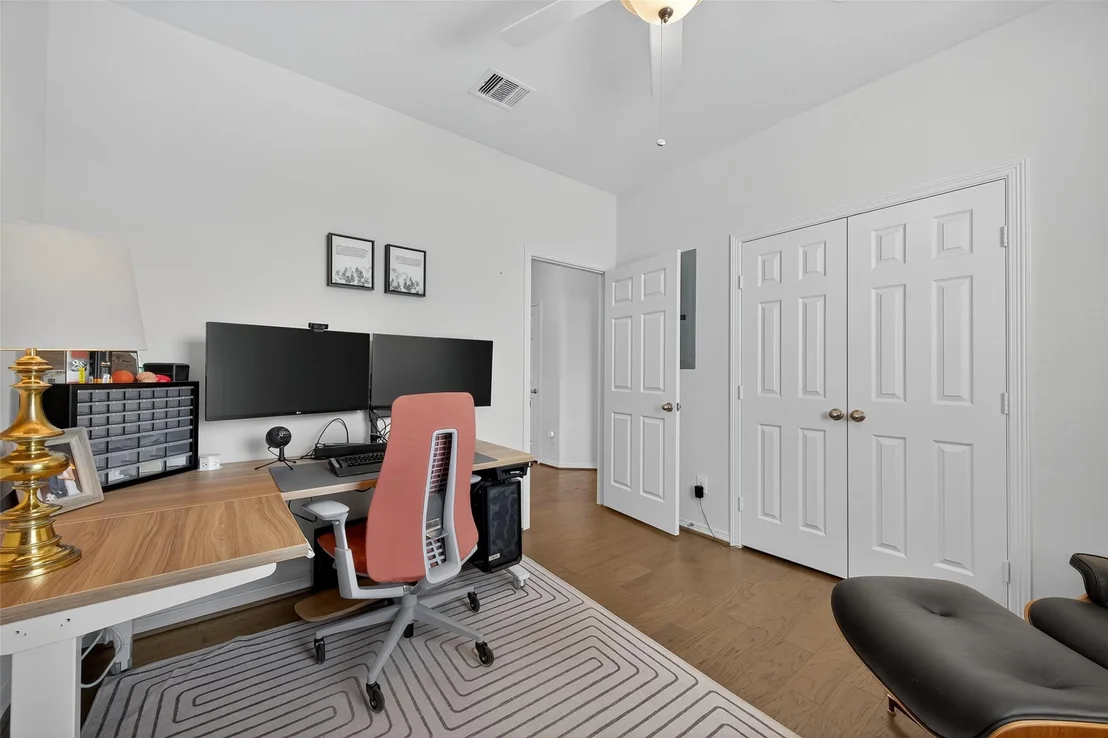 Photo of 2101 Menard Avenue