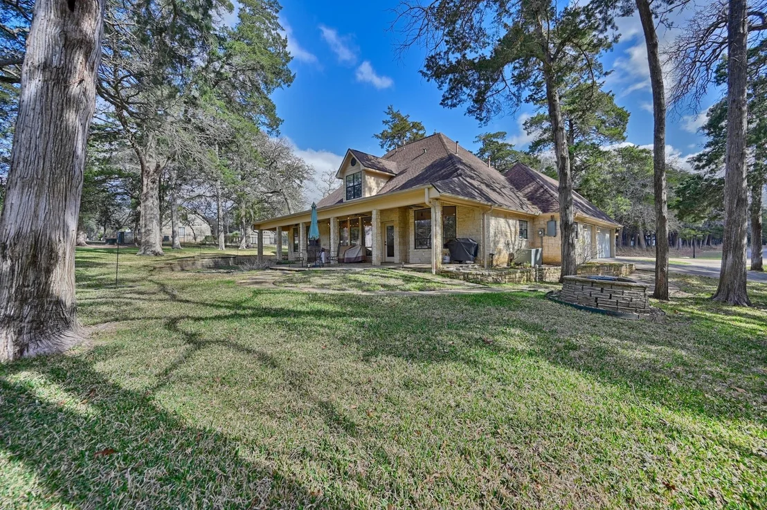 Photo of 111 Oakmont Drive