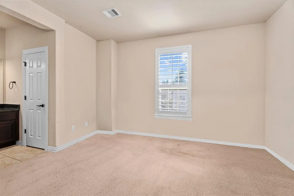 Photo of 7626 Langley Road