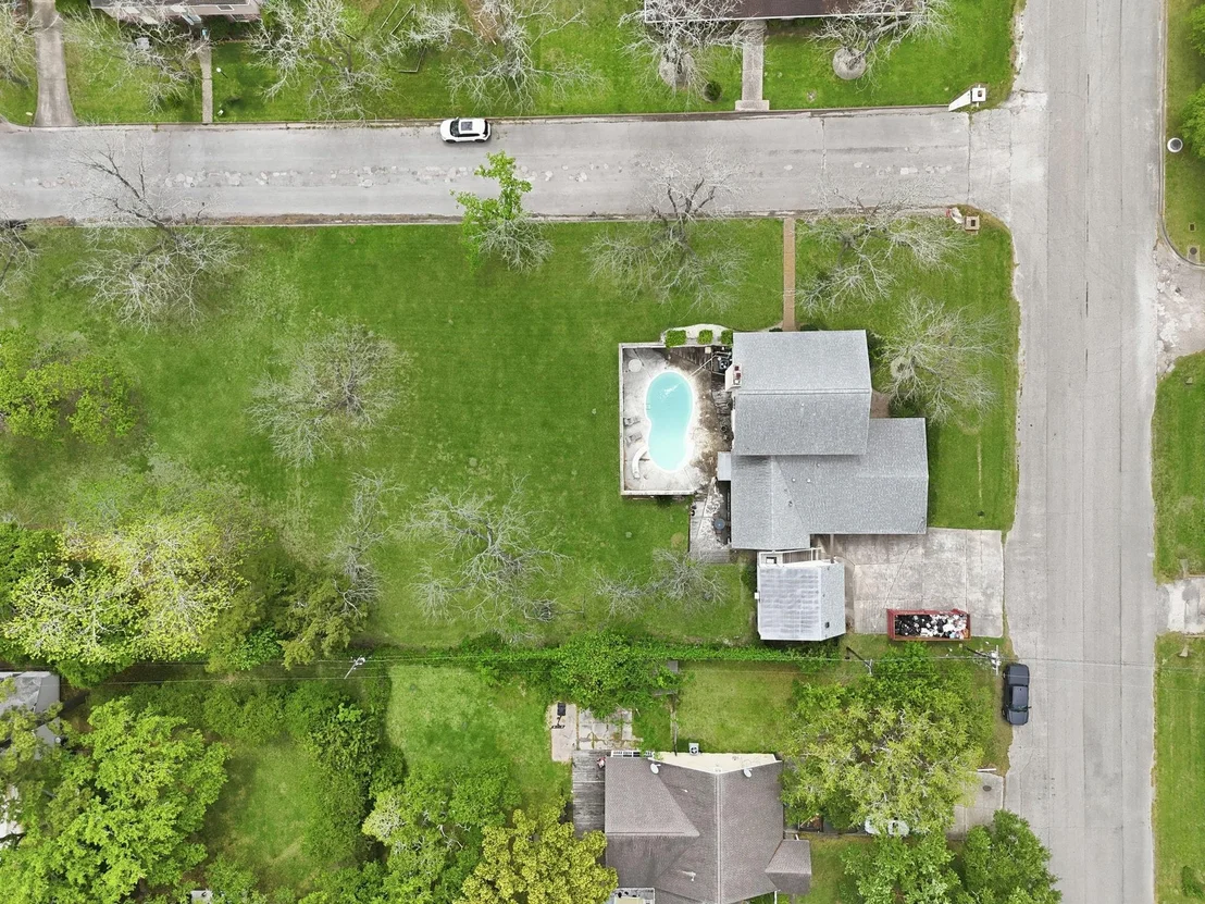 Photo of 1124 Estate Drive