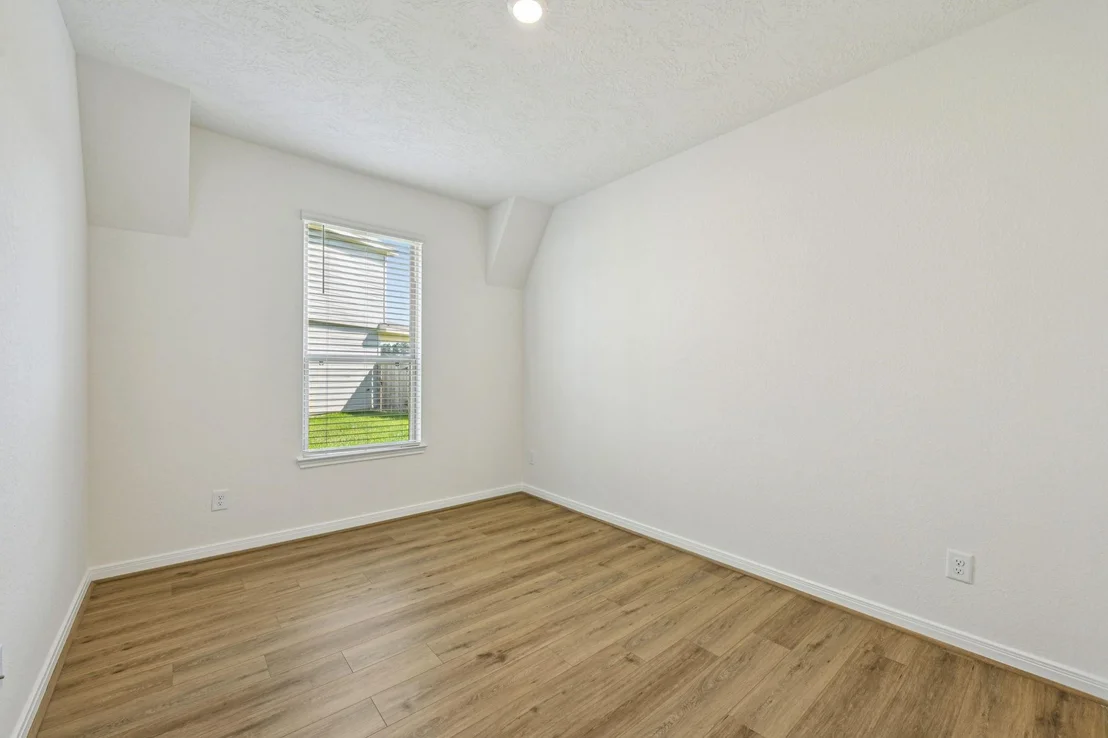 Photo of 4801 Seven Oaks Lane