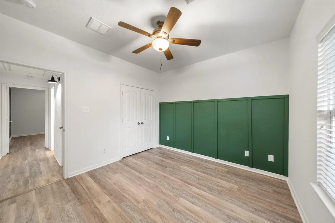 Photo of 118 Pin Oak Lane