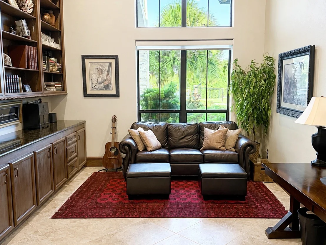 Photo of 6810 Anthonia Lane