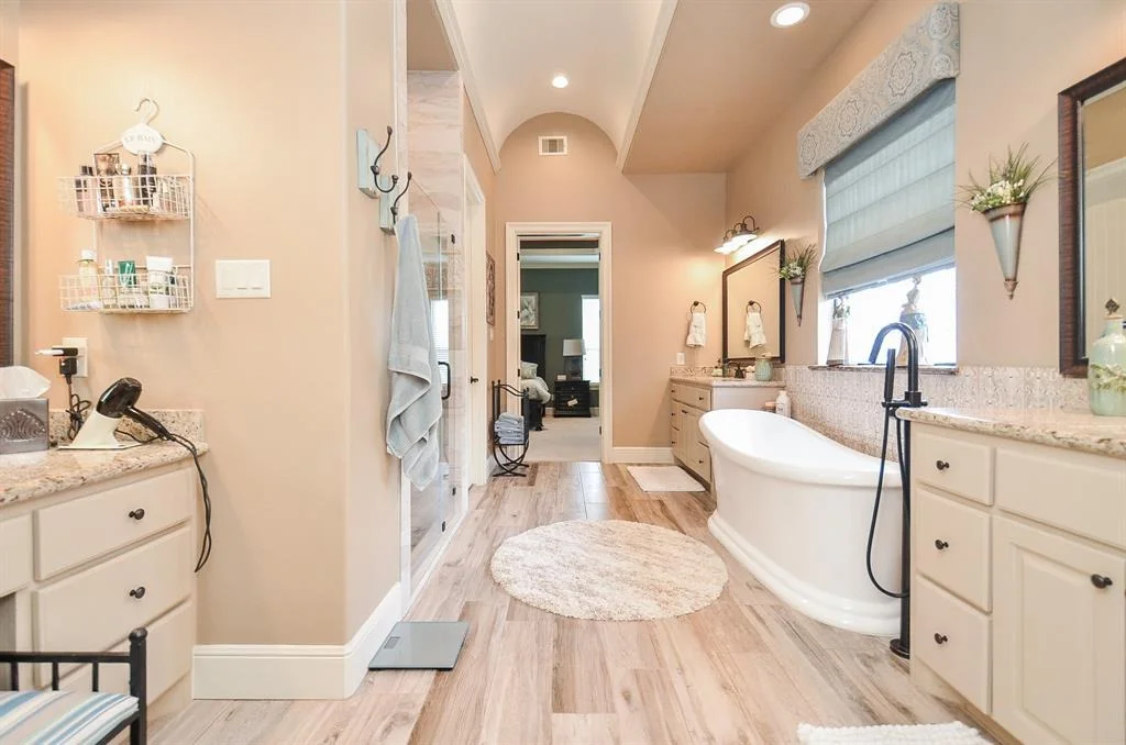 Photo of 33215 Worthing Lane