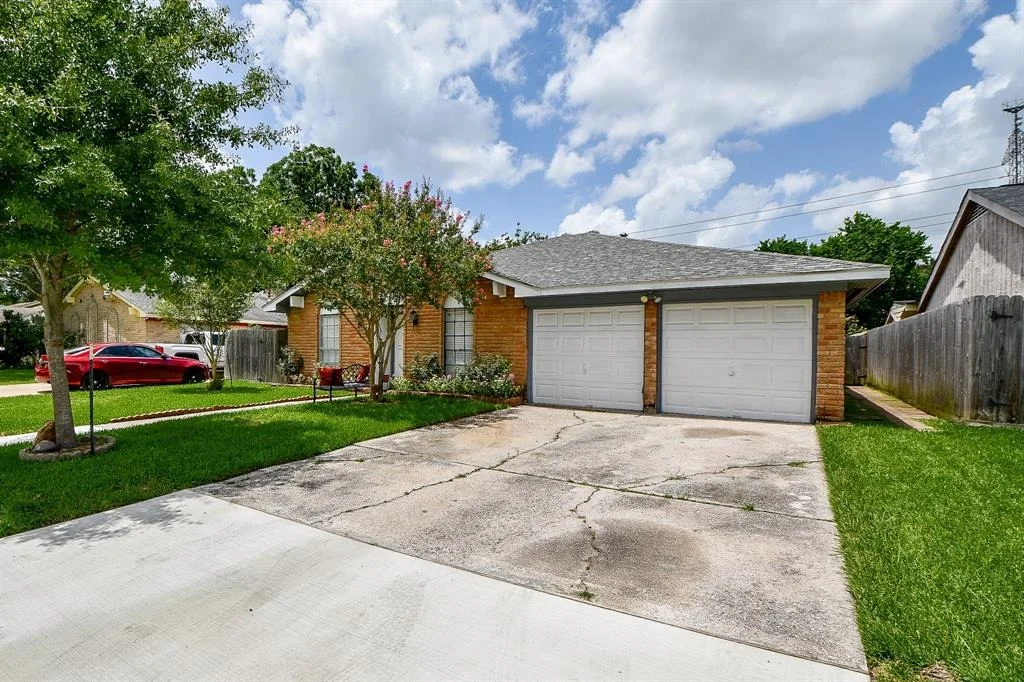 Photo of 11414 Sharpview Drive