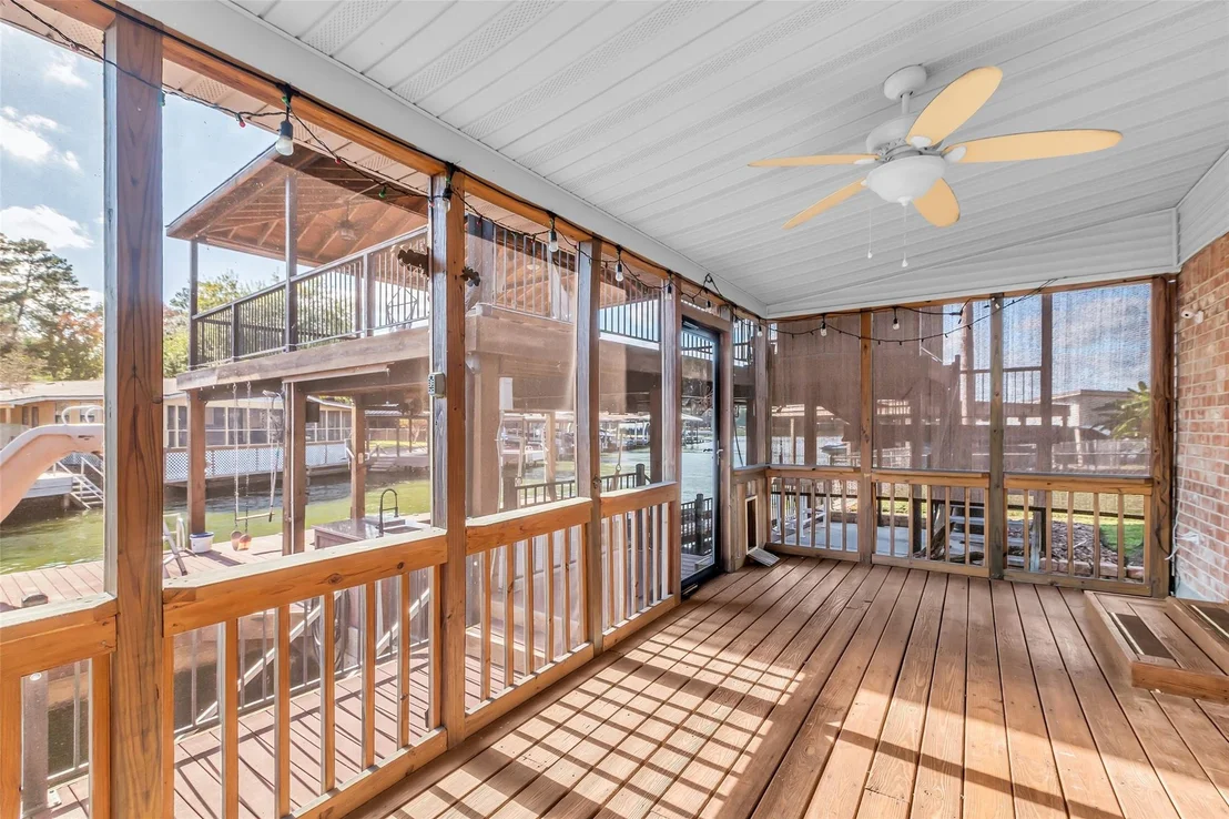 Photo of 14263 Shadow Bay Drive