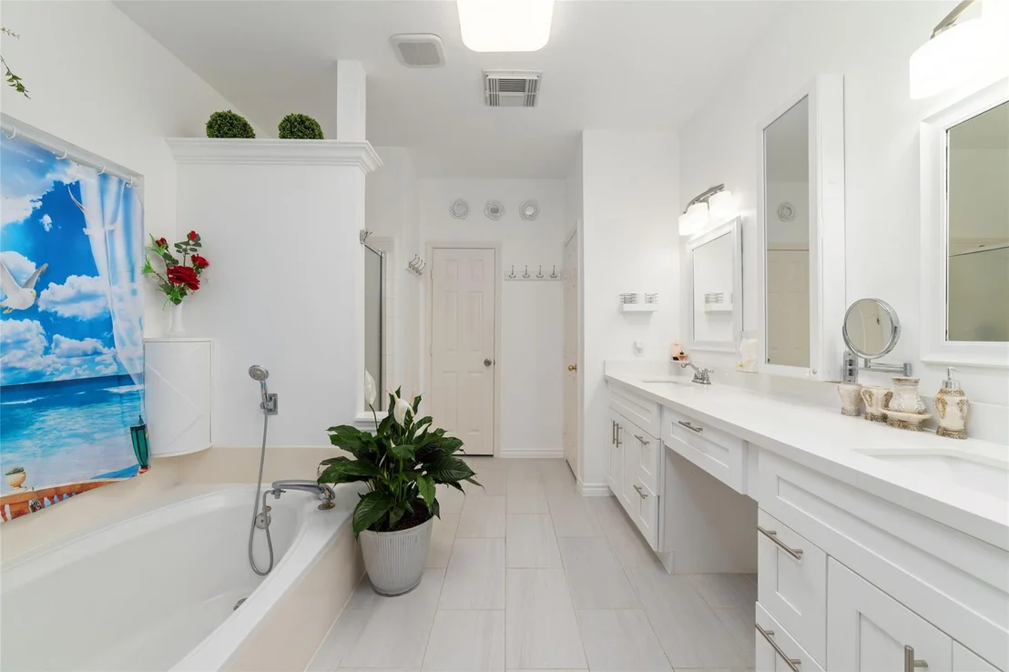 Photo of 3430 Shadowwalk Drive