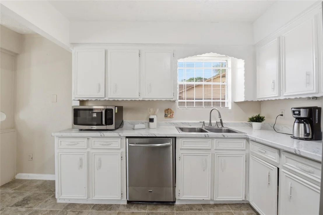 Photo of 9211 Benning Drive