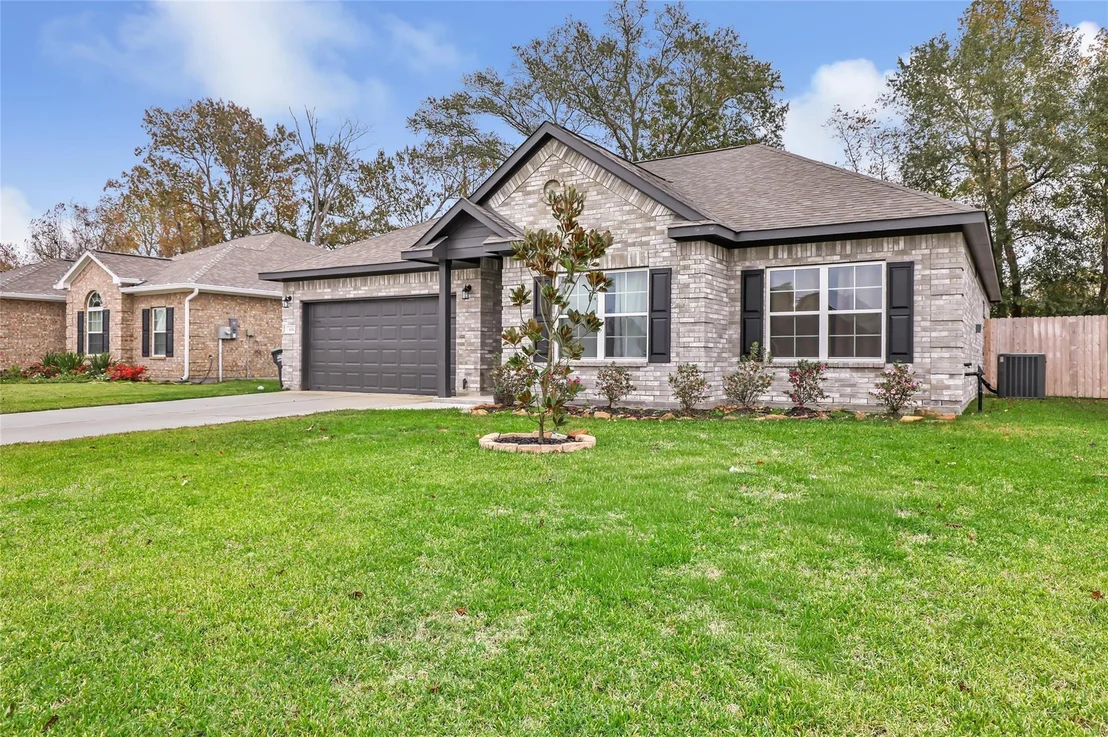 Photo of 436 Pebble Drive