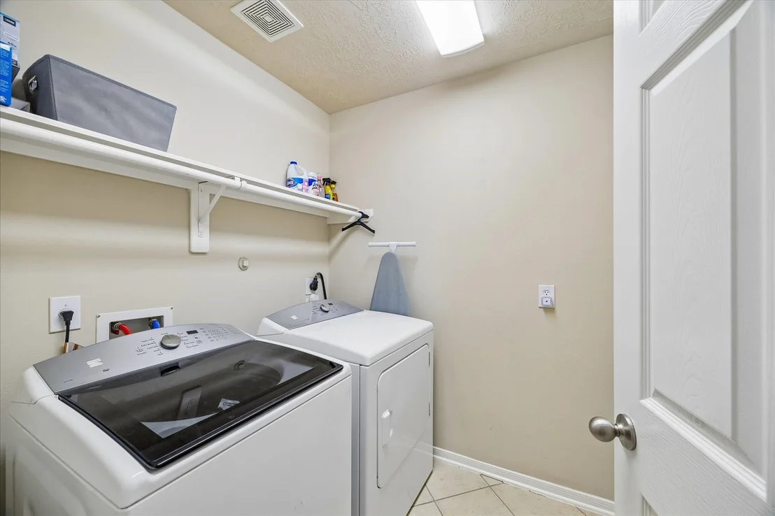 Photo of 4527 Kenya Manor
