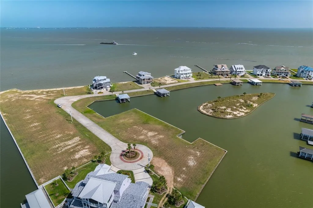 Photo of 62 Water Key