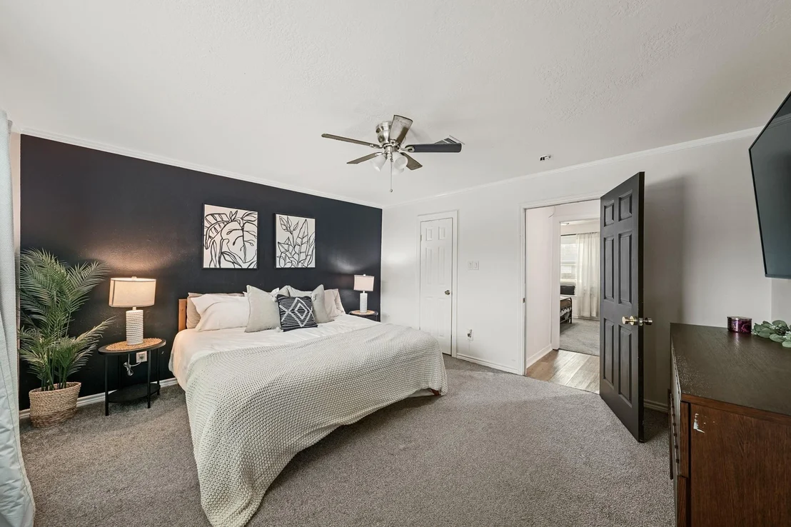 Photo of 12511 Adirondack Drive
