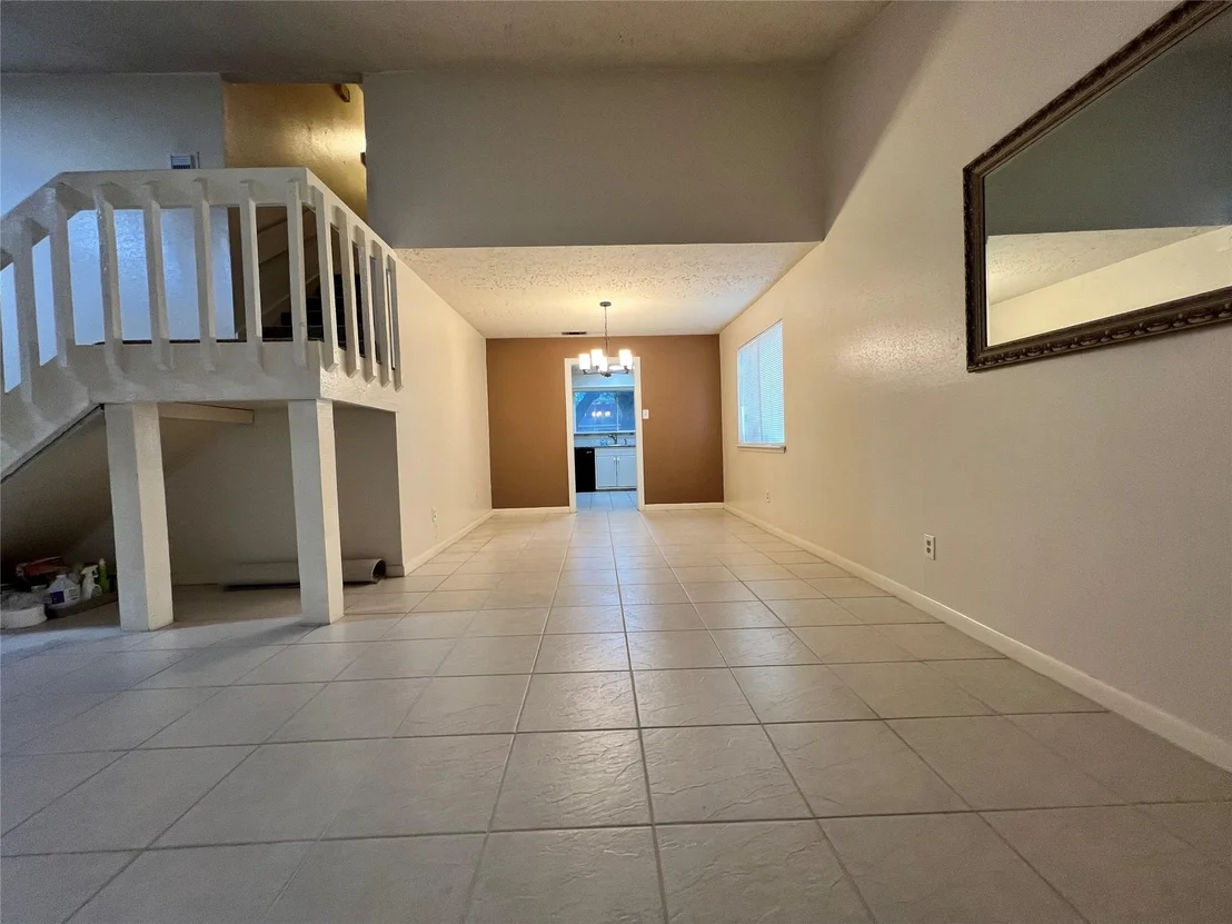 Photo of 2075 Delphi Lane