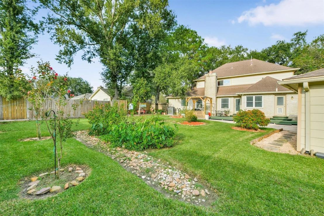 Photo of 19611 Suncove Lane