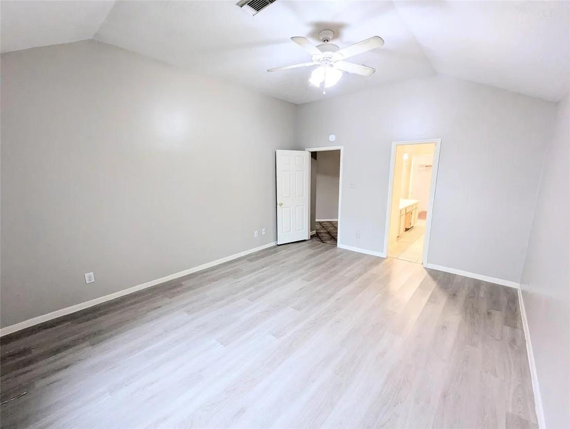 Photo of 7007 Fuchsia Lane
