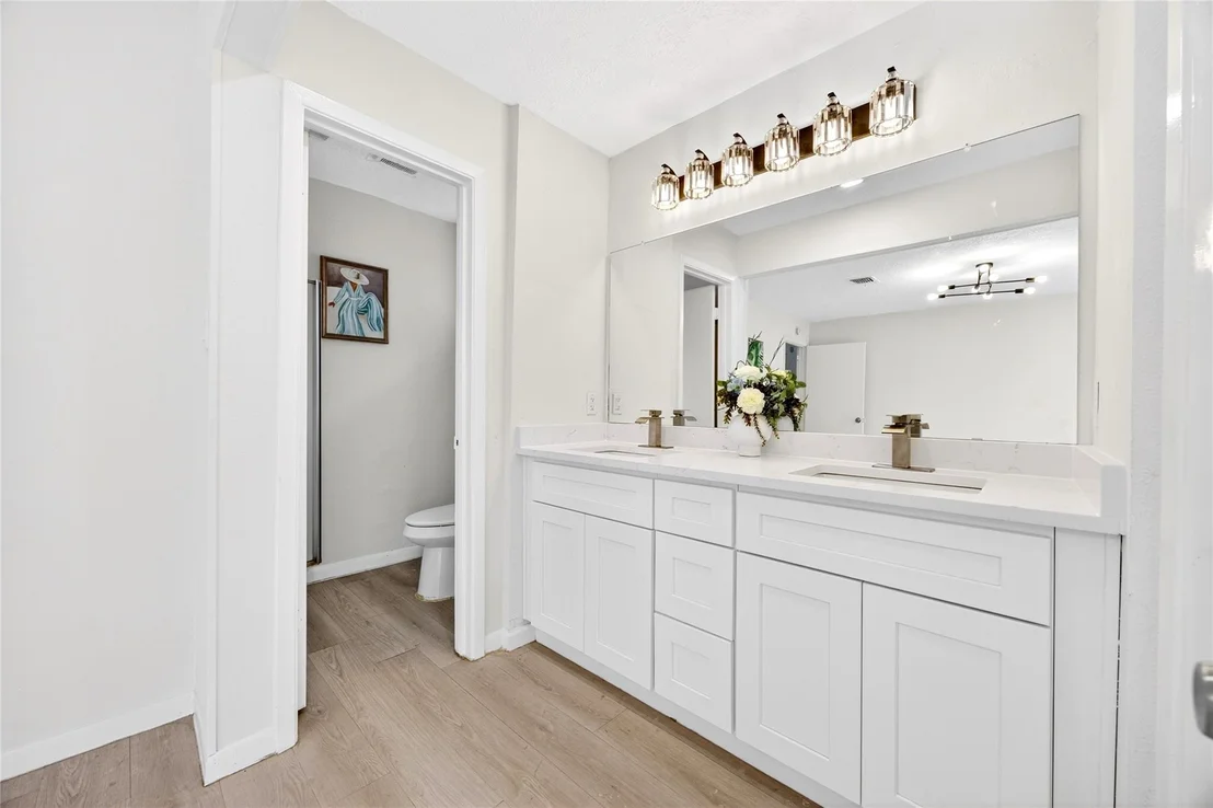 Photo of 11602 Brookledge Drive