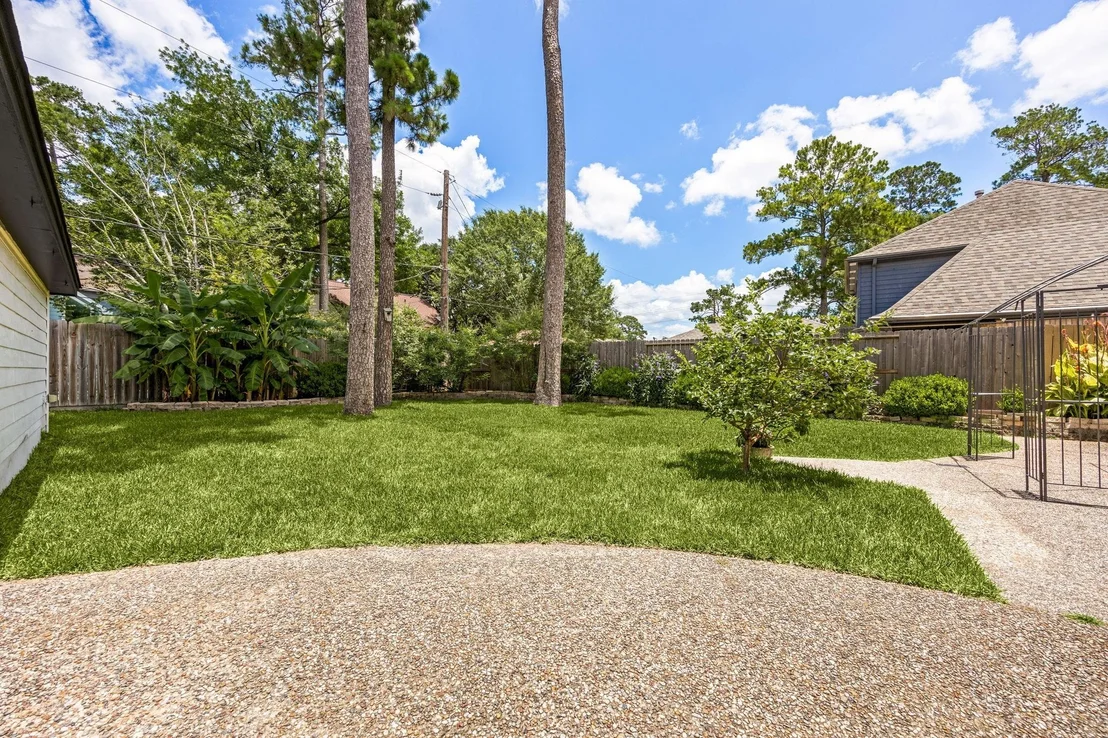 Photo of 12106 Oakcroft Drive