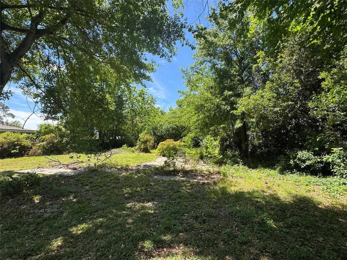 Photo of 5419 Whitaker Street
