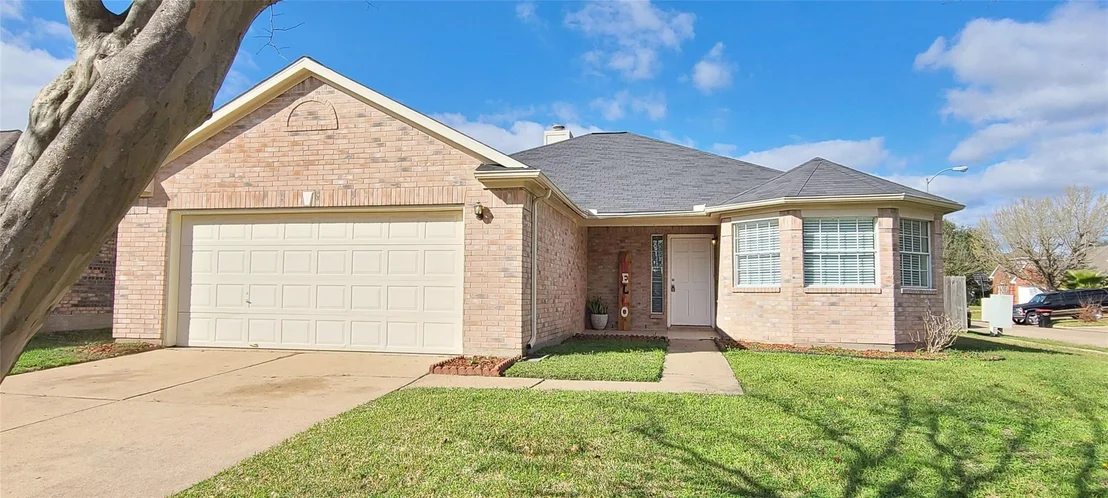 Photo of 19330 Larissa Drive
