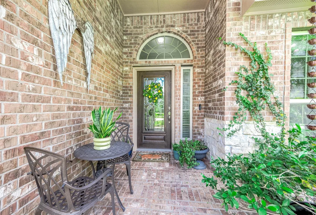 Photo of 35 S Greenprint Circle