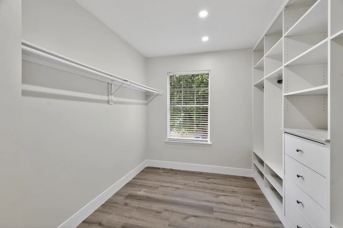 Photo of 918 Ivycroft Lane