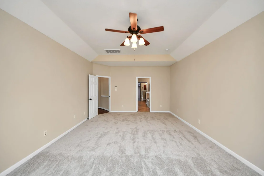 Photo of 18006 E Williams Bend Drive