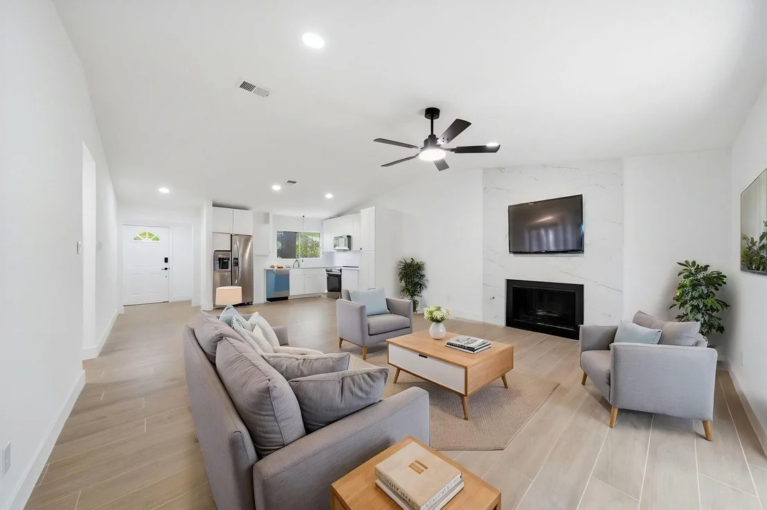 Photo of 1704 N Red Cedar Circle