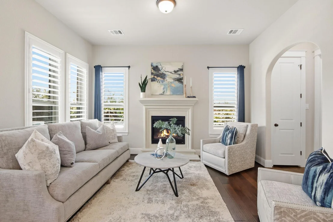 Photo of 2033 Bluestem Drive