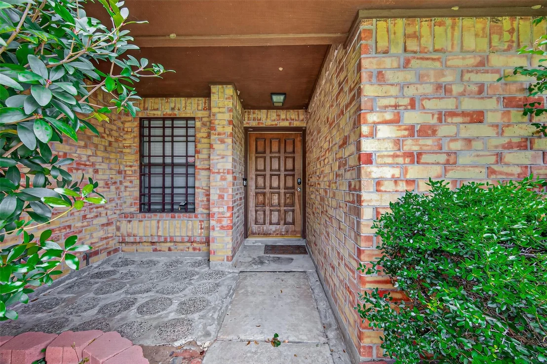 Photo of 2215 Fort Laramie Drive