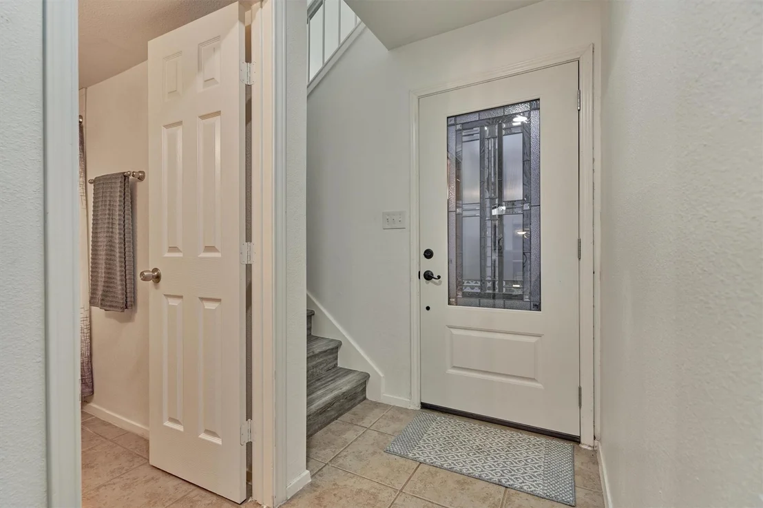 Photo of 807 Paradise Lane