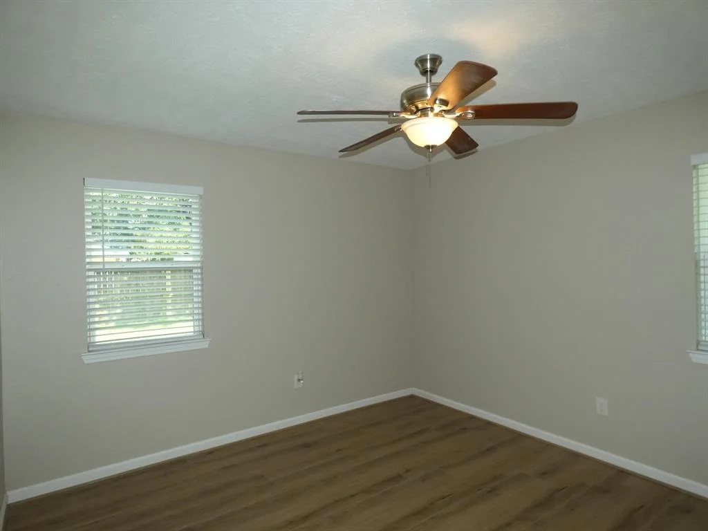 Photo of 5722 Hewitt Drive
