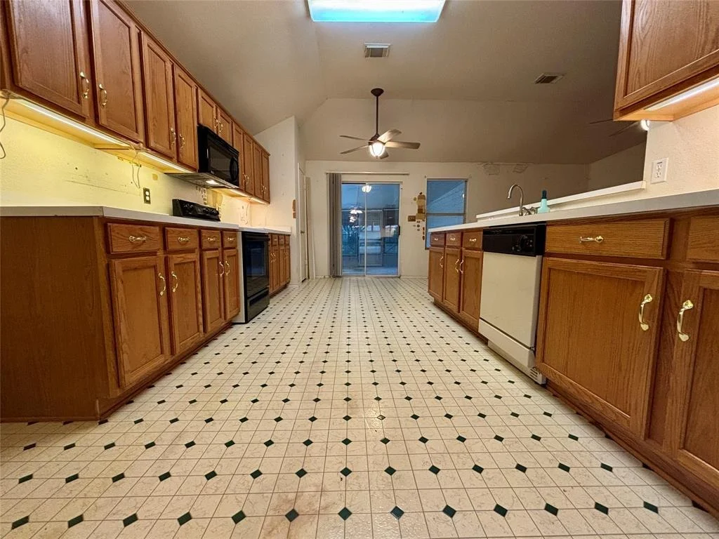 Photo of 8234 Coppergate
