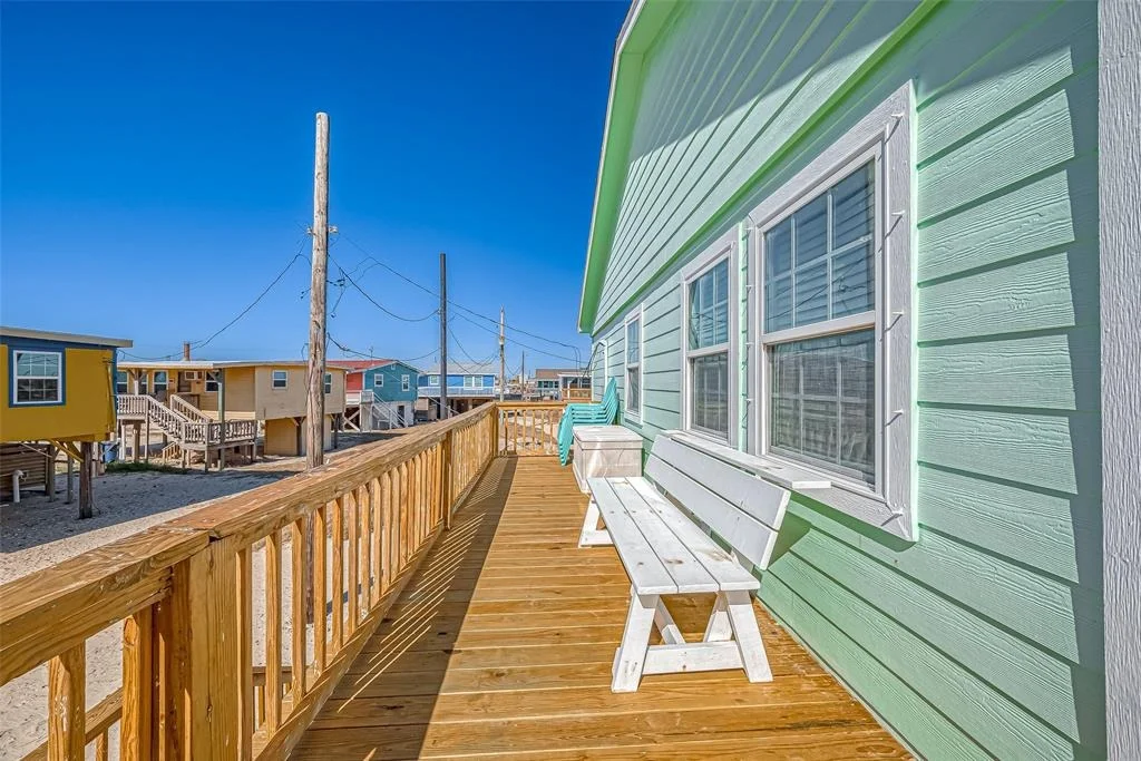 Photo of 1115 White Cap Drive