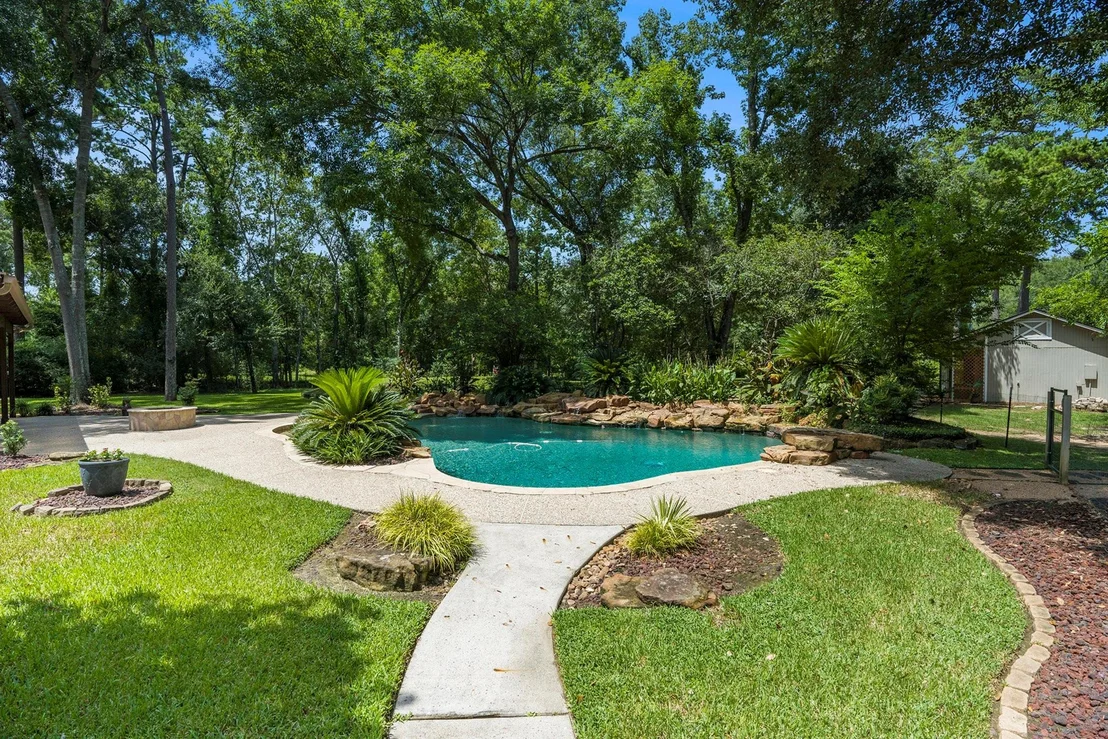 Photo of 8702 Holly Hills Drive