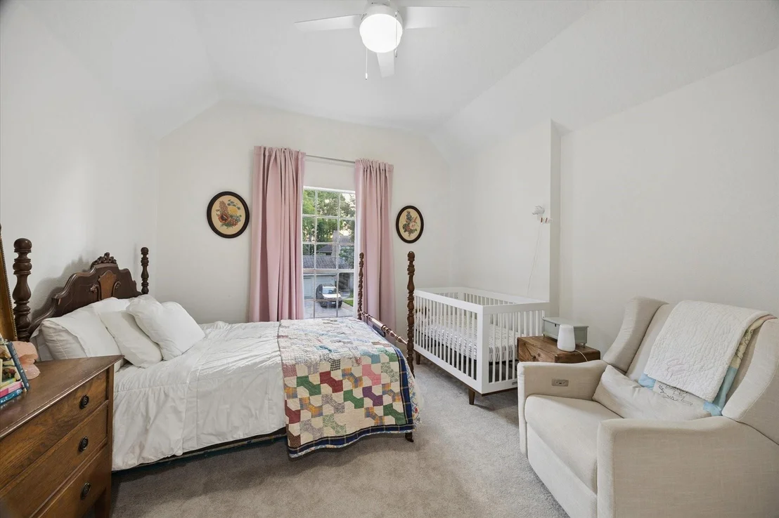 Photo of 14 Starviolet Street