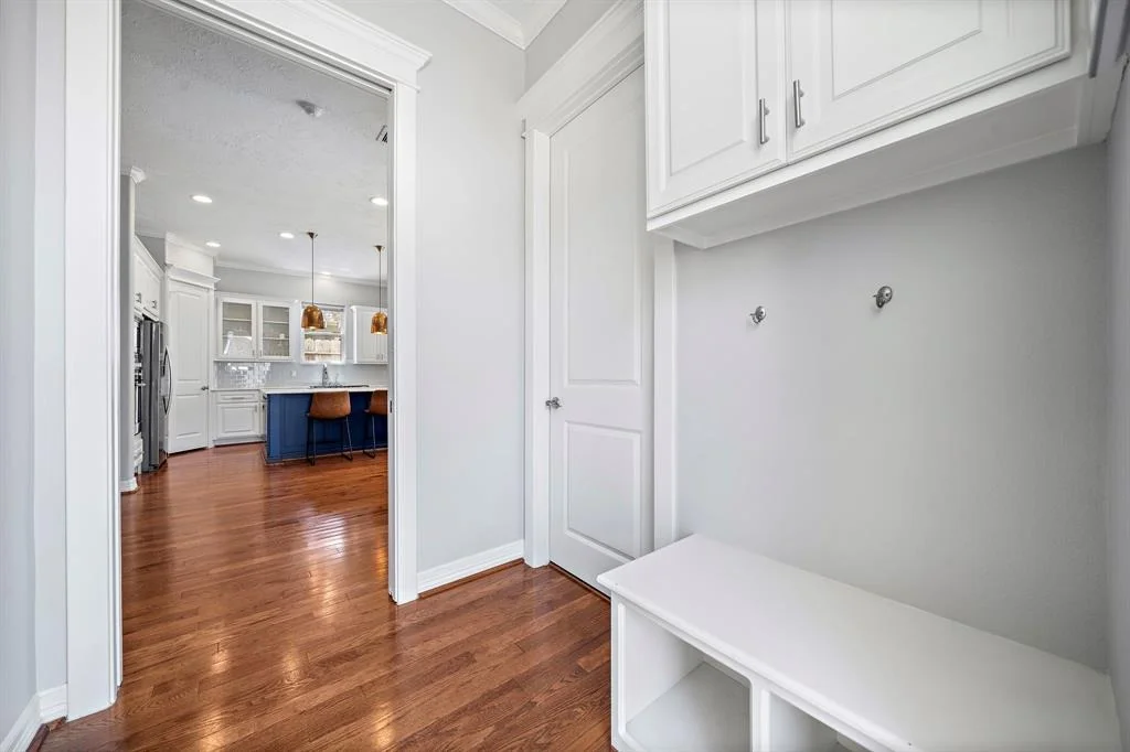 Photo of 3711 Bruce Street