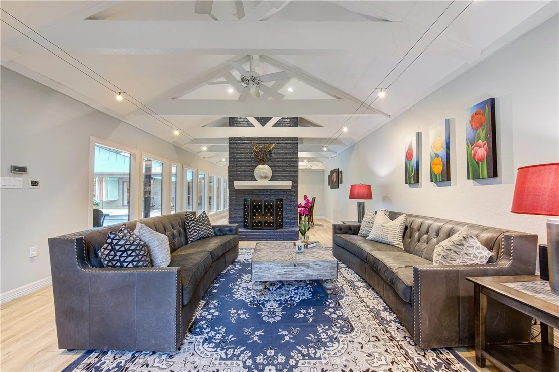 Photo of 1026 Riverlace Drive